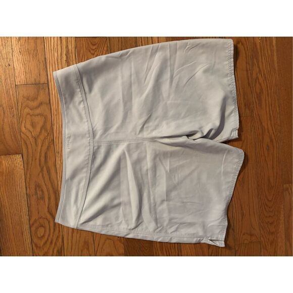 Patagonia Shorts - Picture 2 of 4